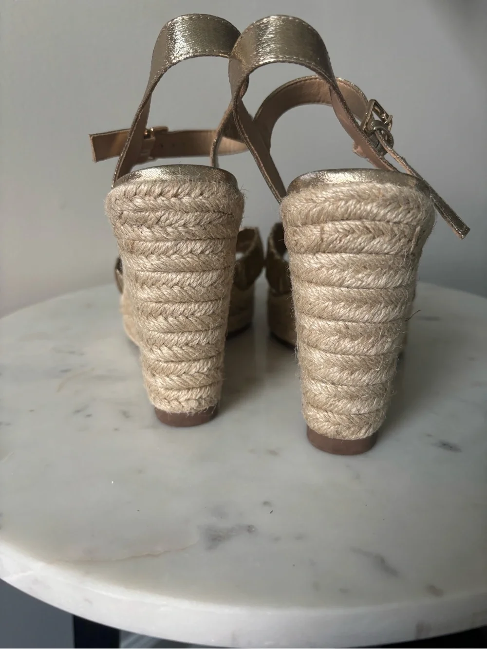 MICHAEL Michael Kors  Arielle Gold Wedge size 7-4 inches Heel Espadrille 204542